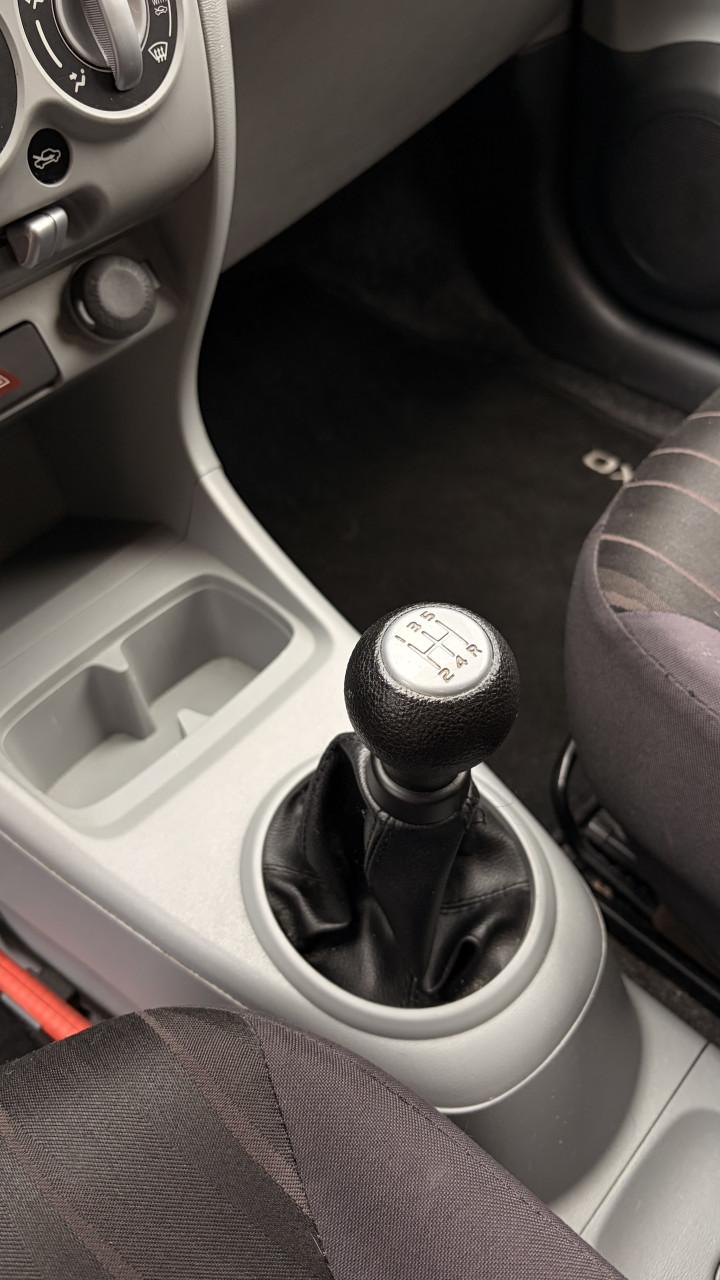 Nissan Pixo 1.0 50KW 5D 2009 Grijs/Blauw