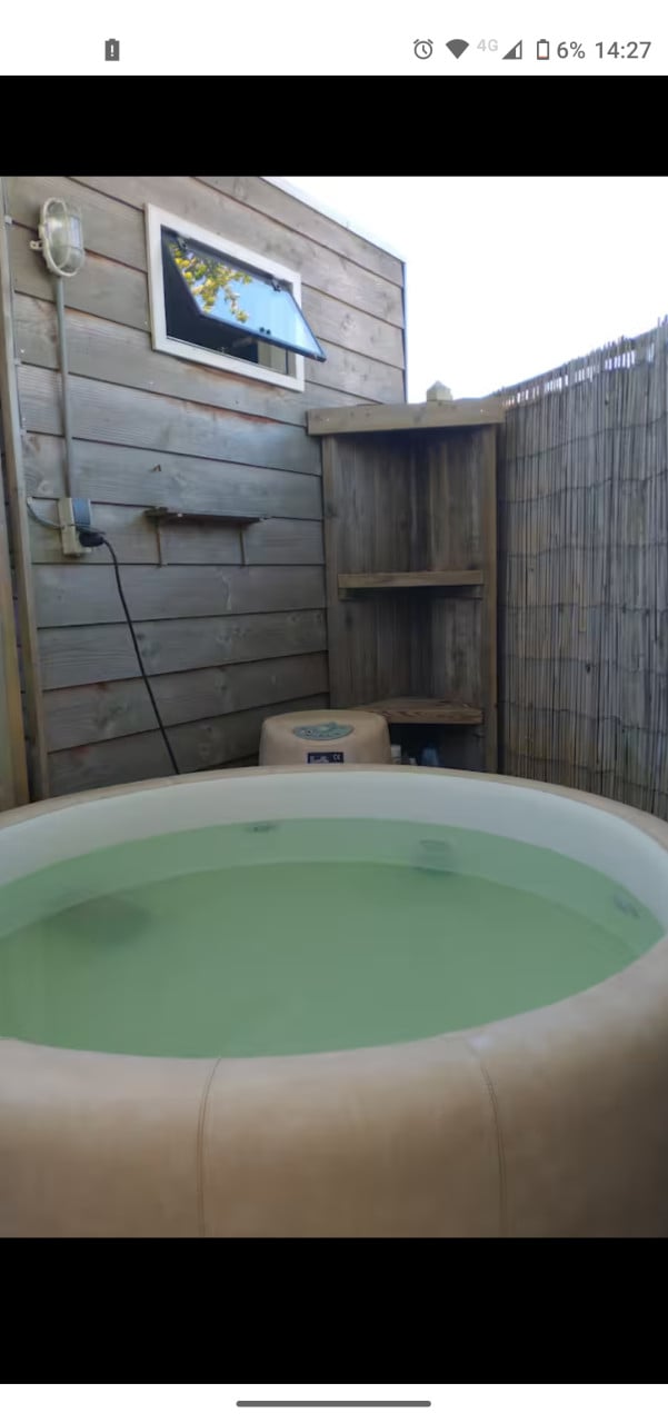 Softub jacuzzi