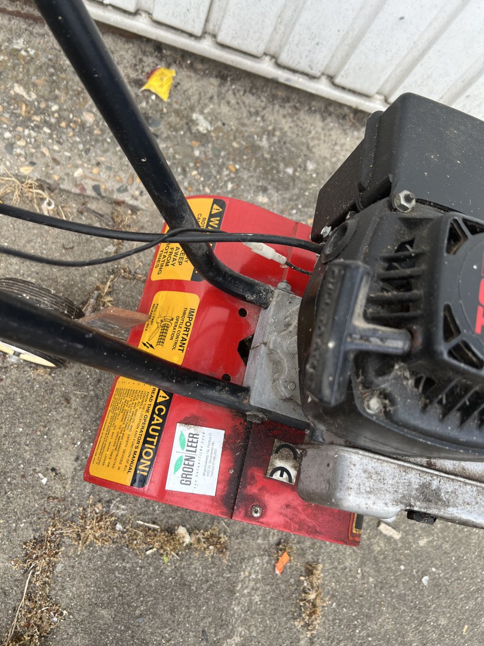 Murray Tuinfrees op benzine motor als nieuw. Winkelprijs €600,-