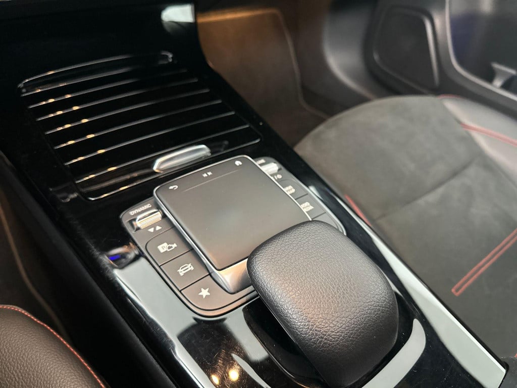 Mercedes-Benz A-Klasse 2.0 pano sfeer camera