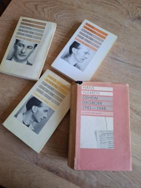 De complete serie (22 delen) van Hans Warrens’ Geheim Dagboek, 1942 – 2001