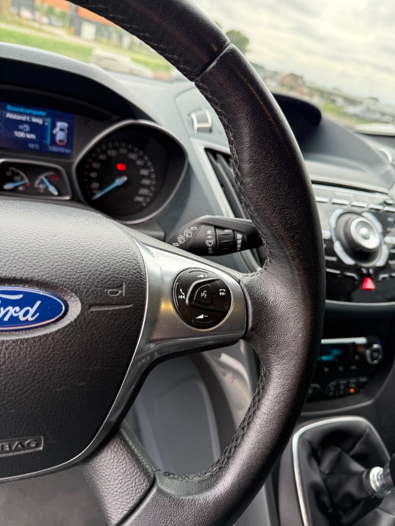 Ford C-max 1.0 - titanium - nieuwe distributie -125pk