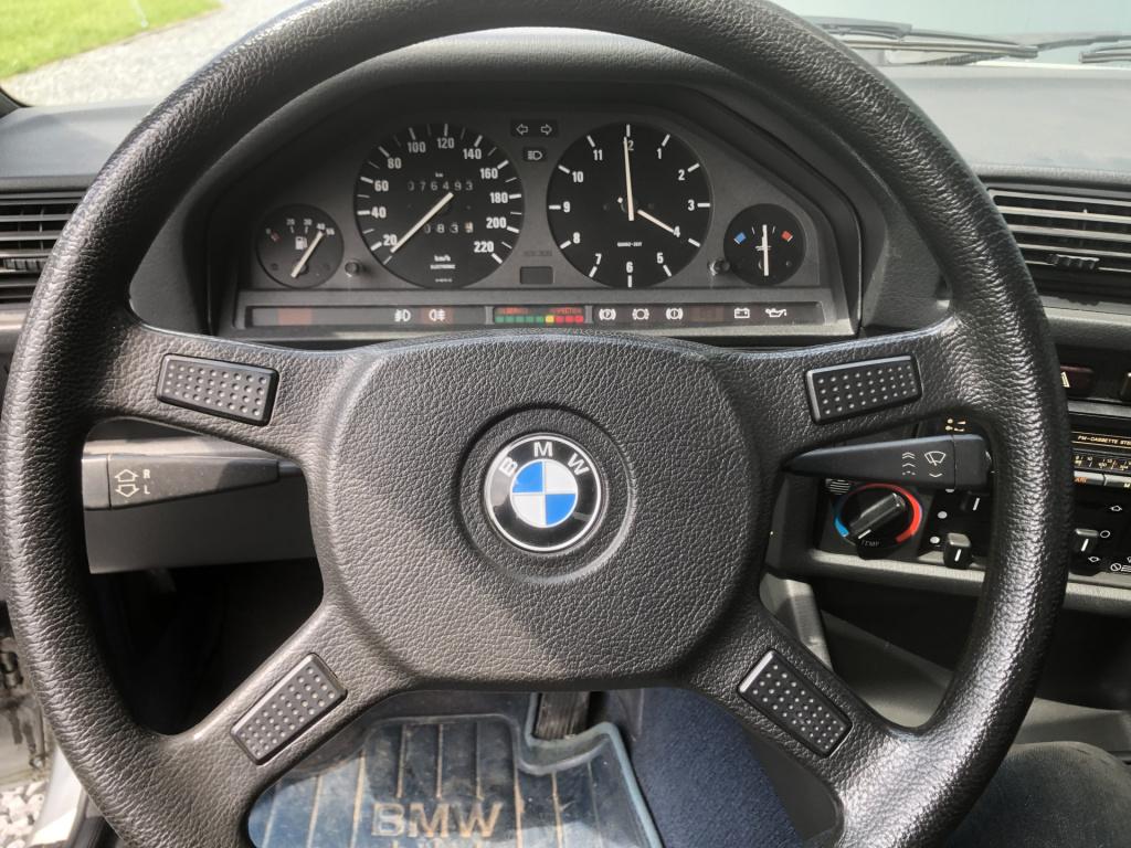 BMW 3-serie 318i 90pk sedan e30