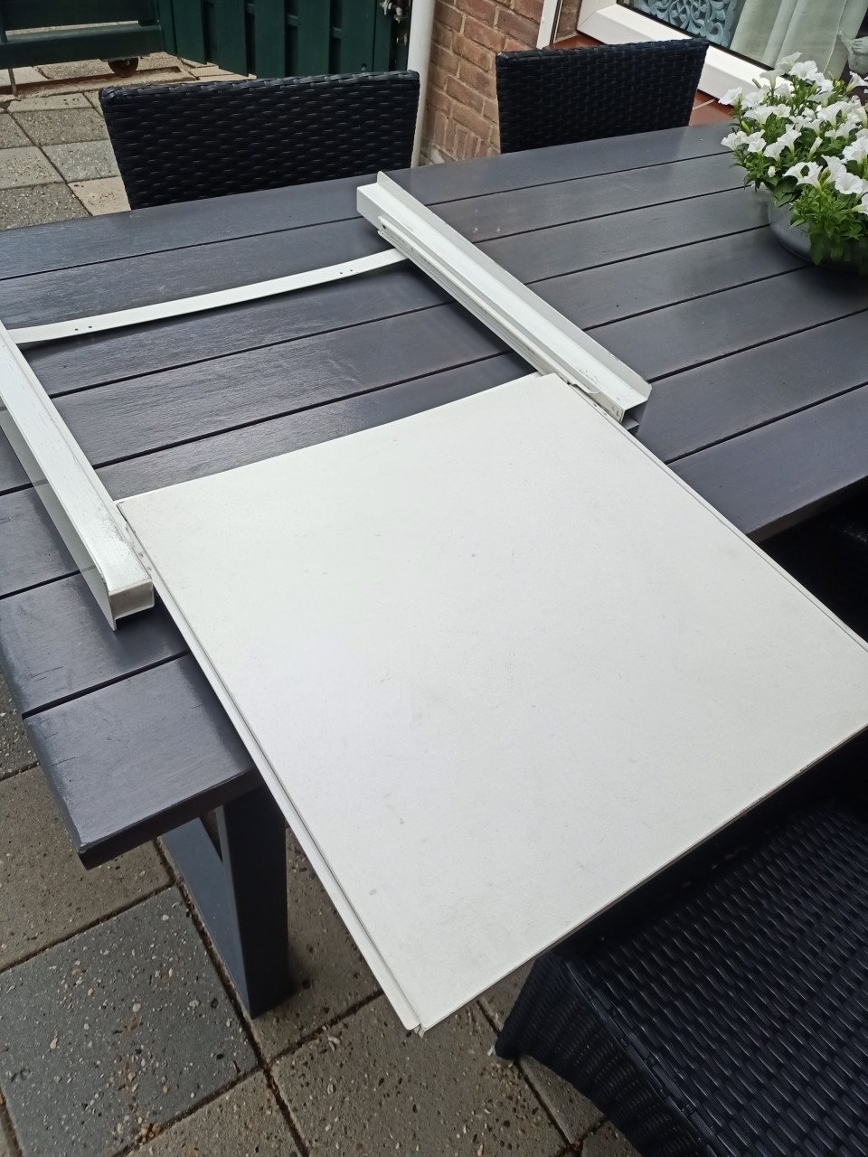 Uitschuif plateau tussen wasmachine en droger