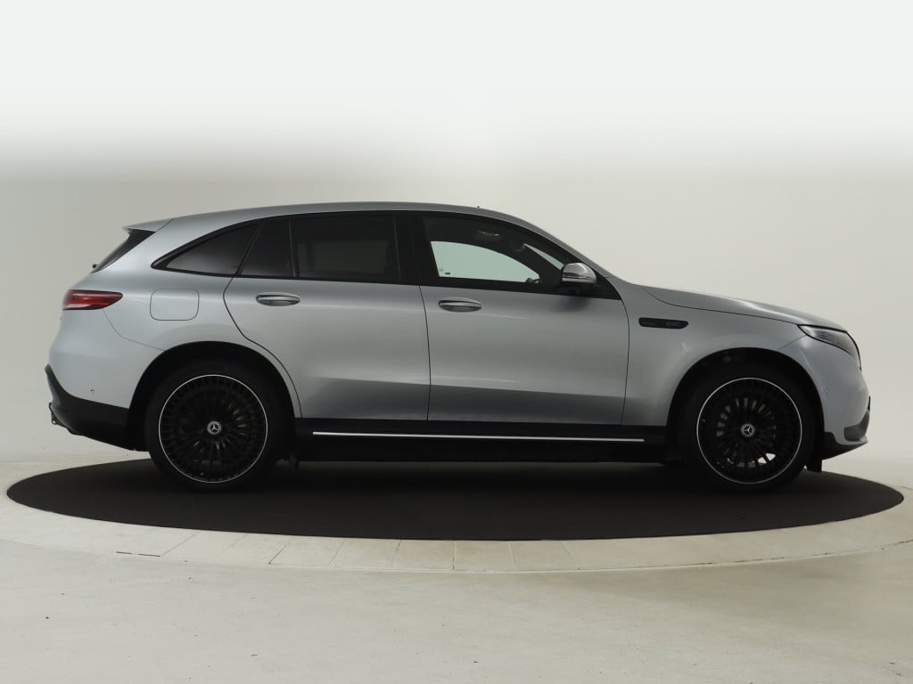 Mercedes-Benz Eqc 400 4matic amg line 80 kwh | schuifdak | trekhaak | stoel