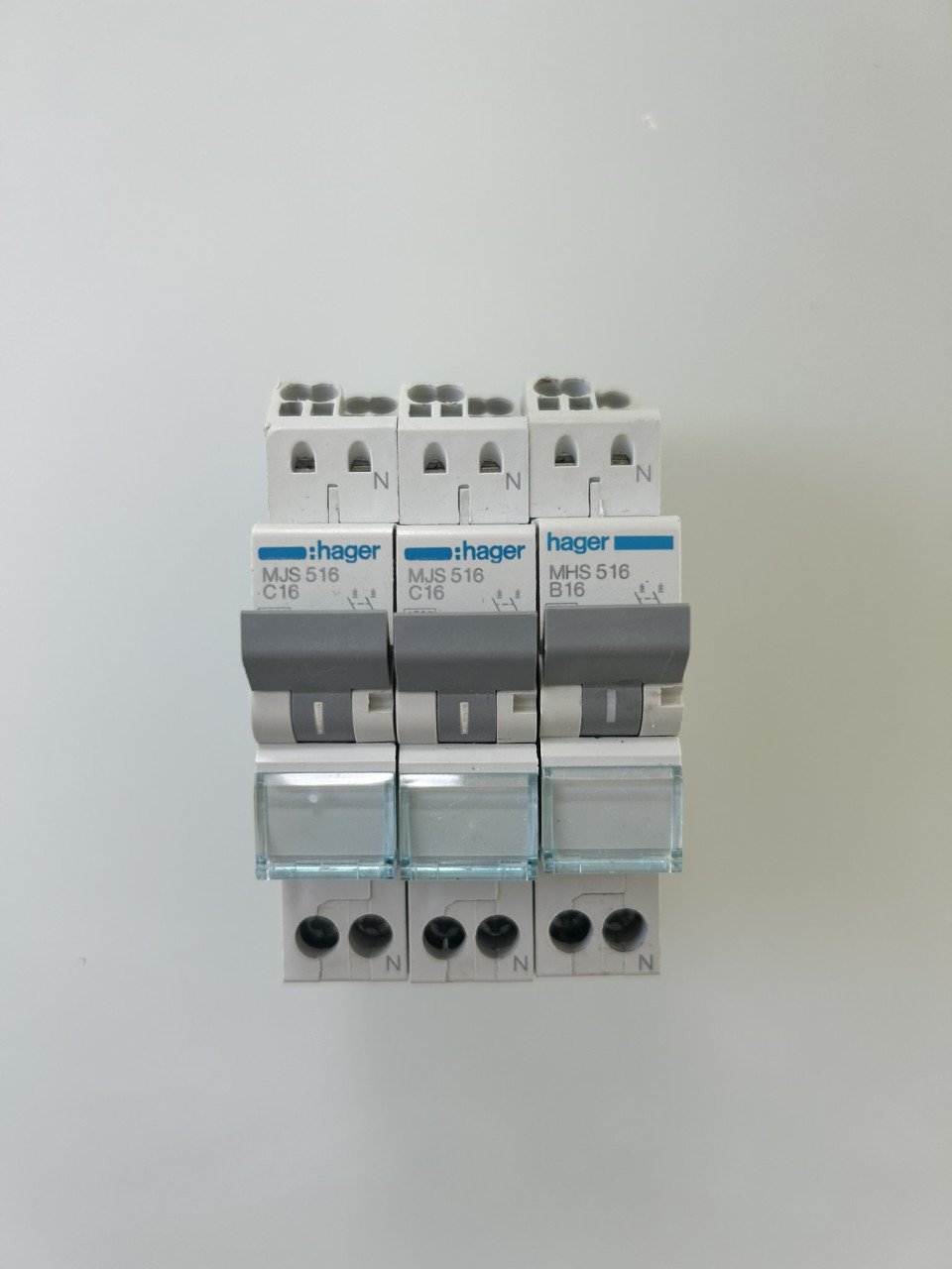Installatieautomaten B16/C16/C25 (Hager, Merlin Gerin & EMAT)