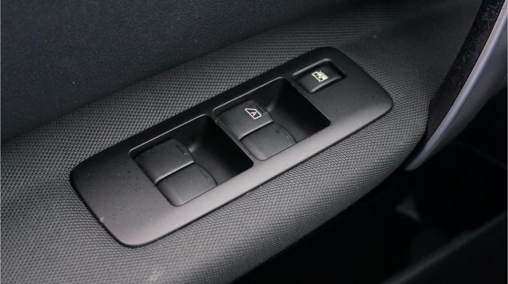 Nissan Qashqai 1.6 acenta rijklaar incl garantie