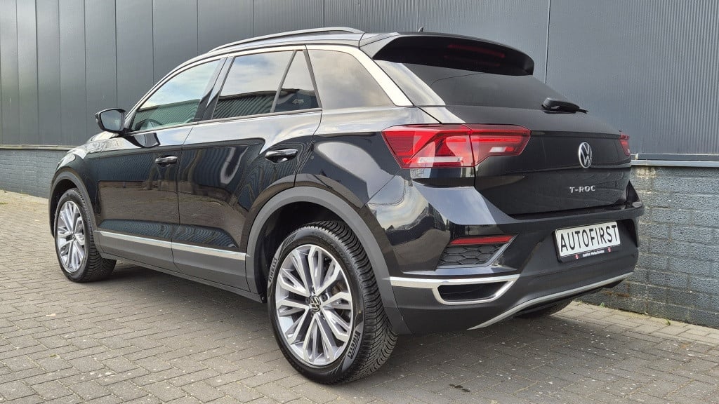 Volkswagen T-roc 1.5 tsi sport*navi*clima*led*lane ass*vitrual*18 inch*auto