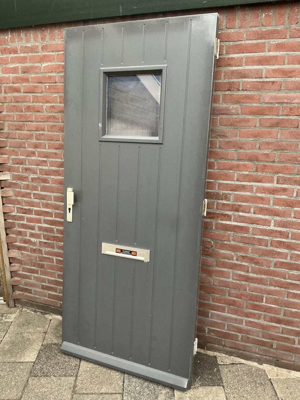 Voordeur (C)
