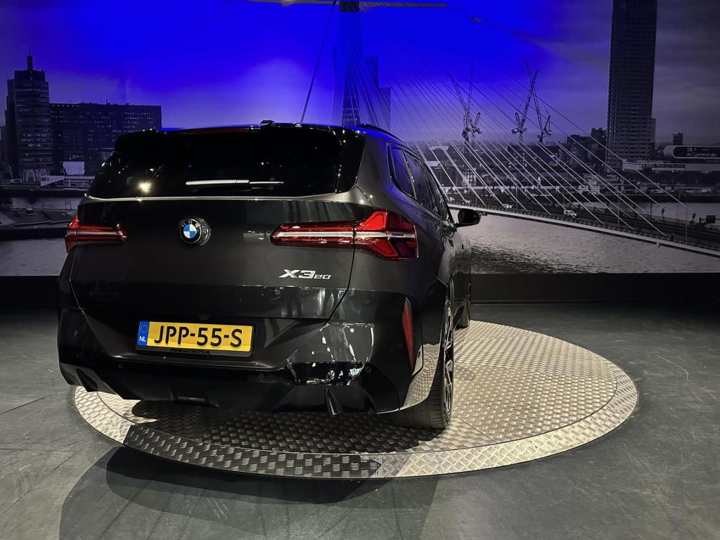 BMW X3 20 xdrive *pano*surroundview*parkass*driveass*leder*memory*