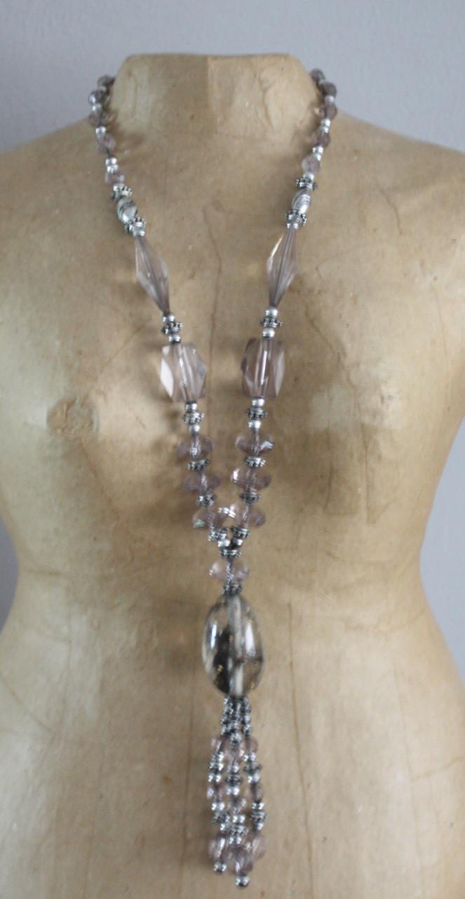 Grijze transparante ketting met klosje