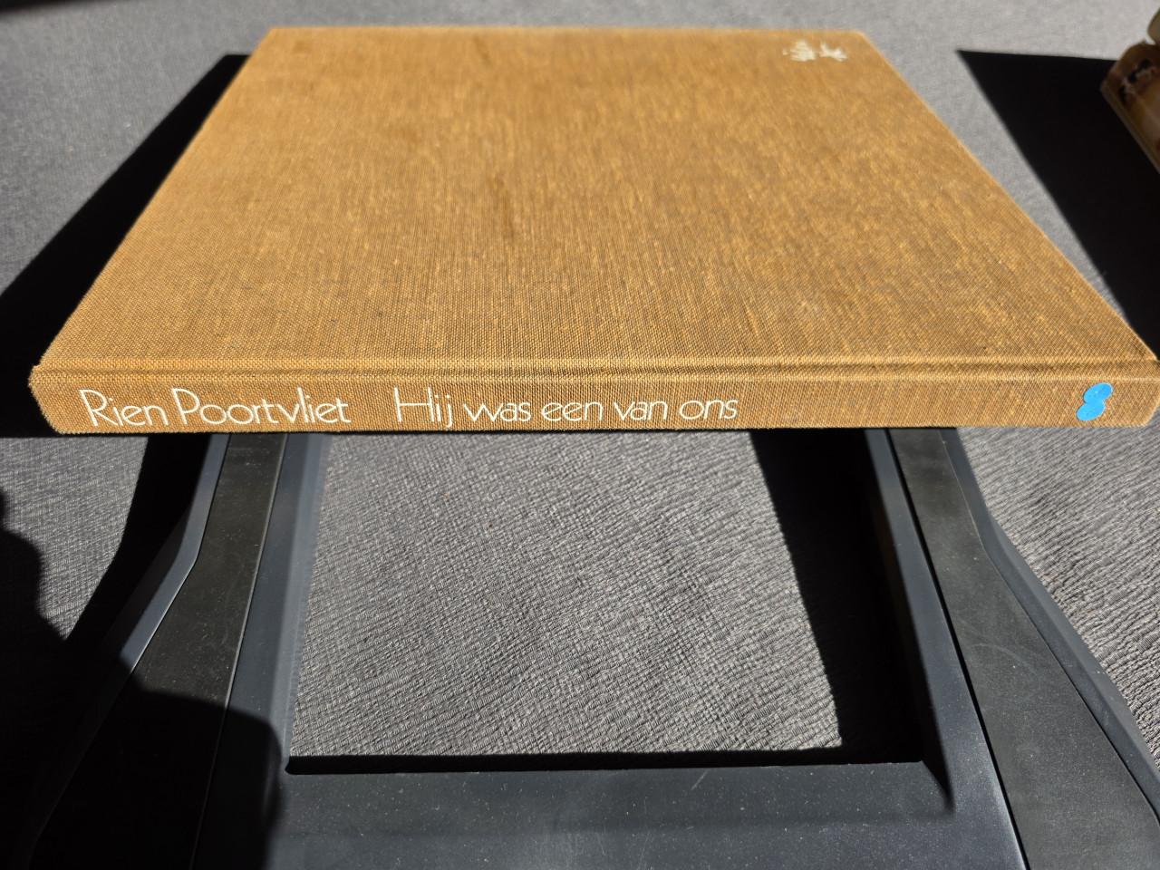 Te koop 6 Rien Poortvliet boeken en 1 Anton Piek boek