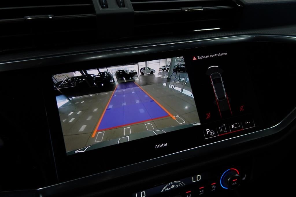 Audi Q3 sportback 35 tfsi s edition | matrix | driveselect | alcantara |