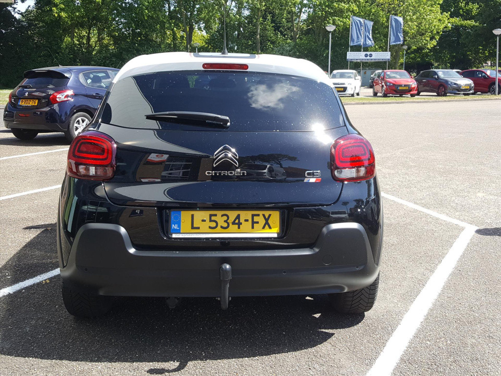 Citroen C3 1.2 puretech 83pk s&s c-series trekhaak | navigatie | cruise & c