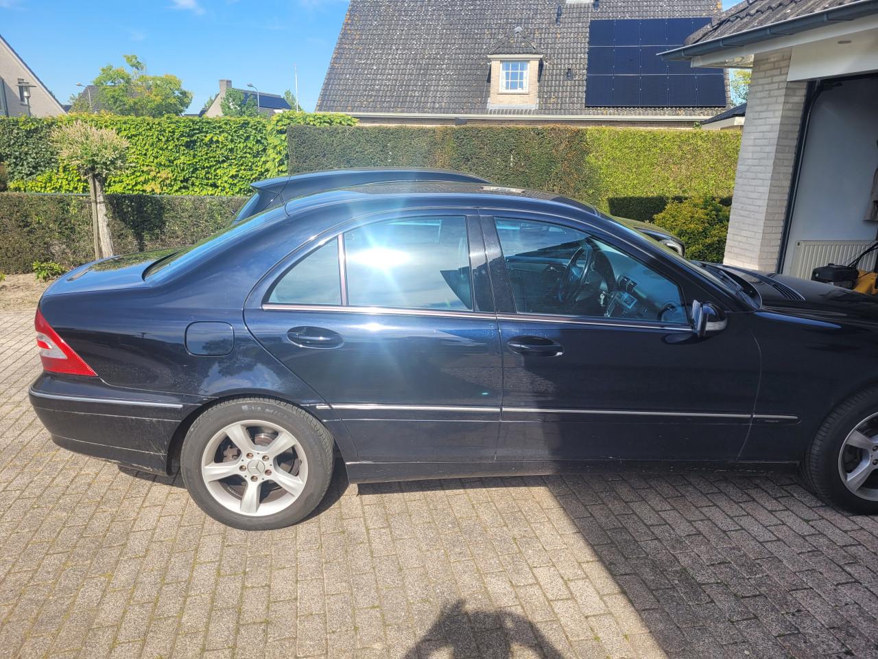 Mercedes C klasse 220 diesel Automaat Avantgarde 2005 245.000 km