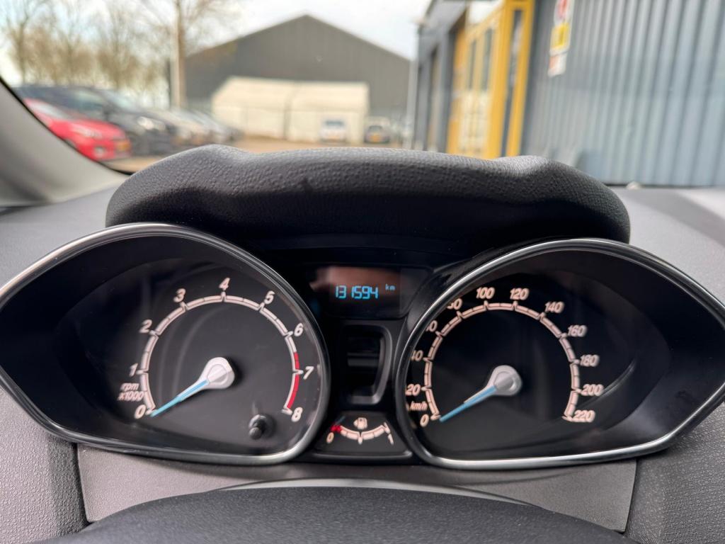 Ford Fiesta 1.0 style essential