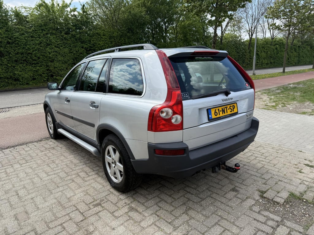 Volvo XC90 2.4 d5 exclusive automaat 7 persoons leder