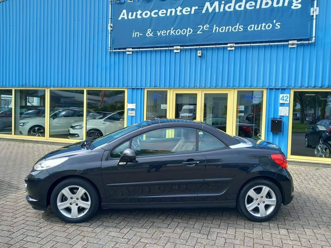 Peugeot 207 1.6 VTI Sublime cabrio BJ;2007 airco-leer 137.000km i.z.g.st