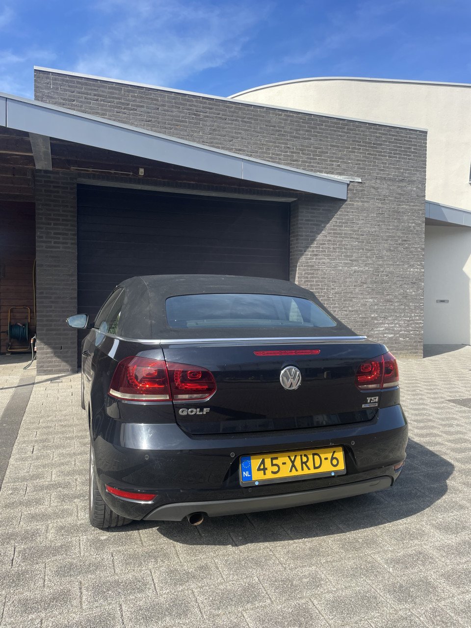 VW Golf Cabriolet 1.2 TSI BlueMotion met slechts 84.000 km