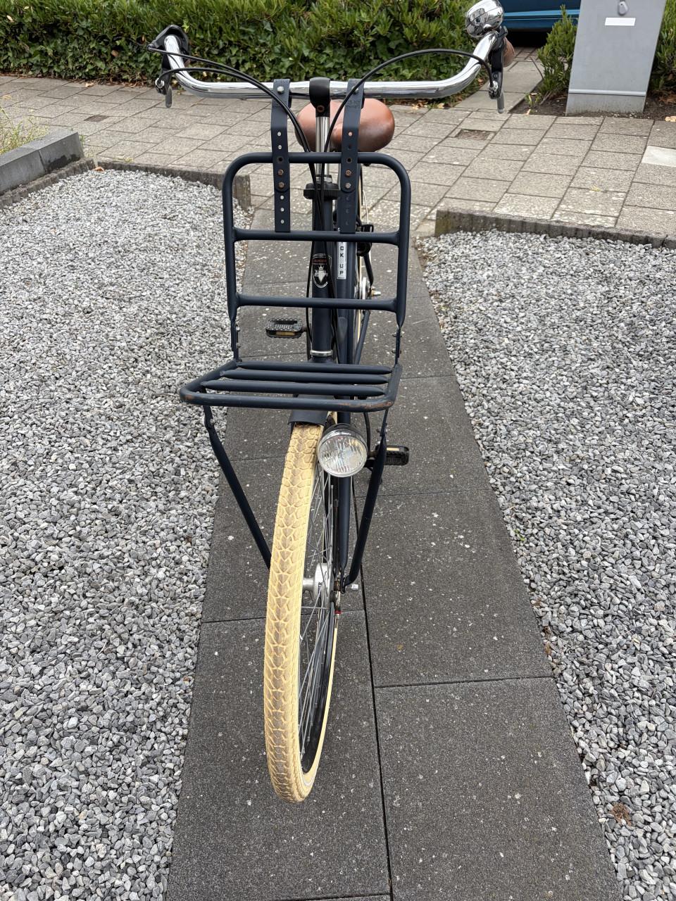 Te koop: nette, tweedehands Burgers fiets.