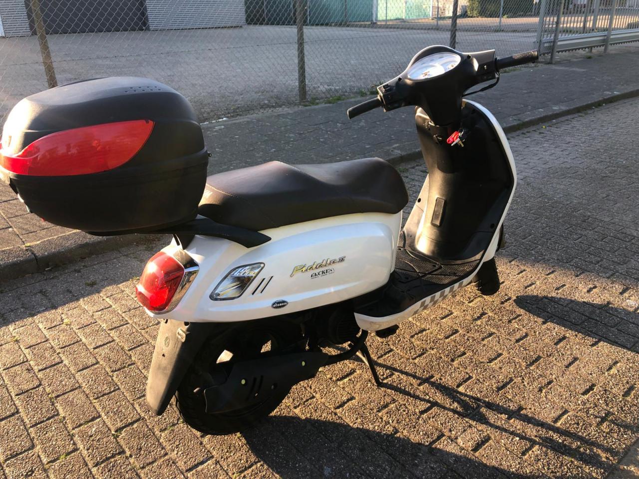 Sym Fiddle 125s 3 x (motorscooter)