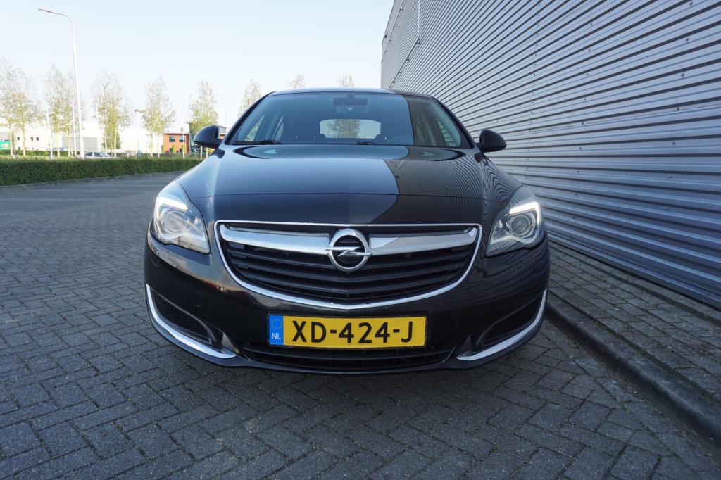 Opel Insignia 1.6 cdti innovation automaat - airco / navi / cruise / elektr