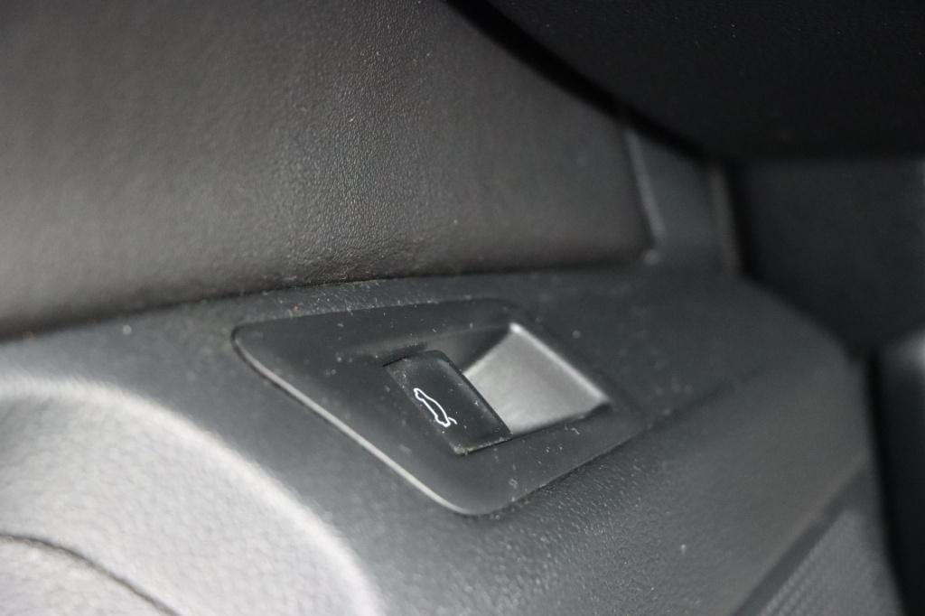 Volkswagen T-roc 1.5 tsi r-line 150pk dsg7