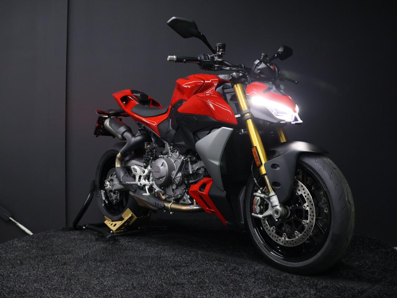 Ducati Streetfighter V2 S - BTW MOTOR