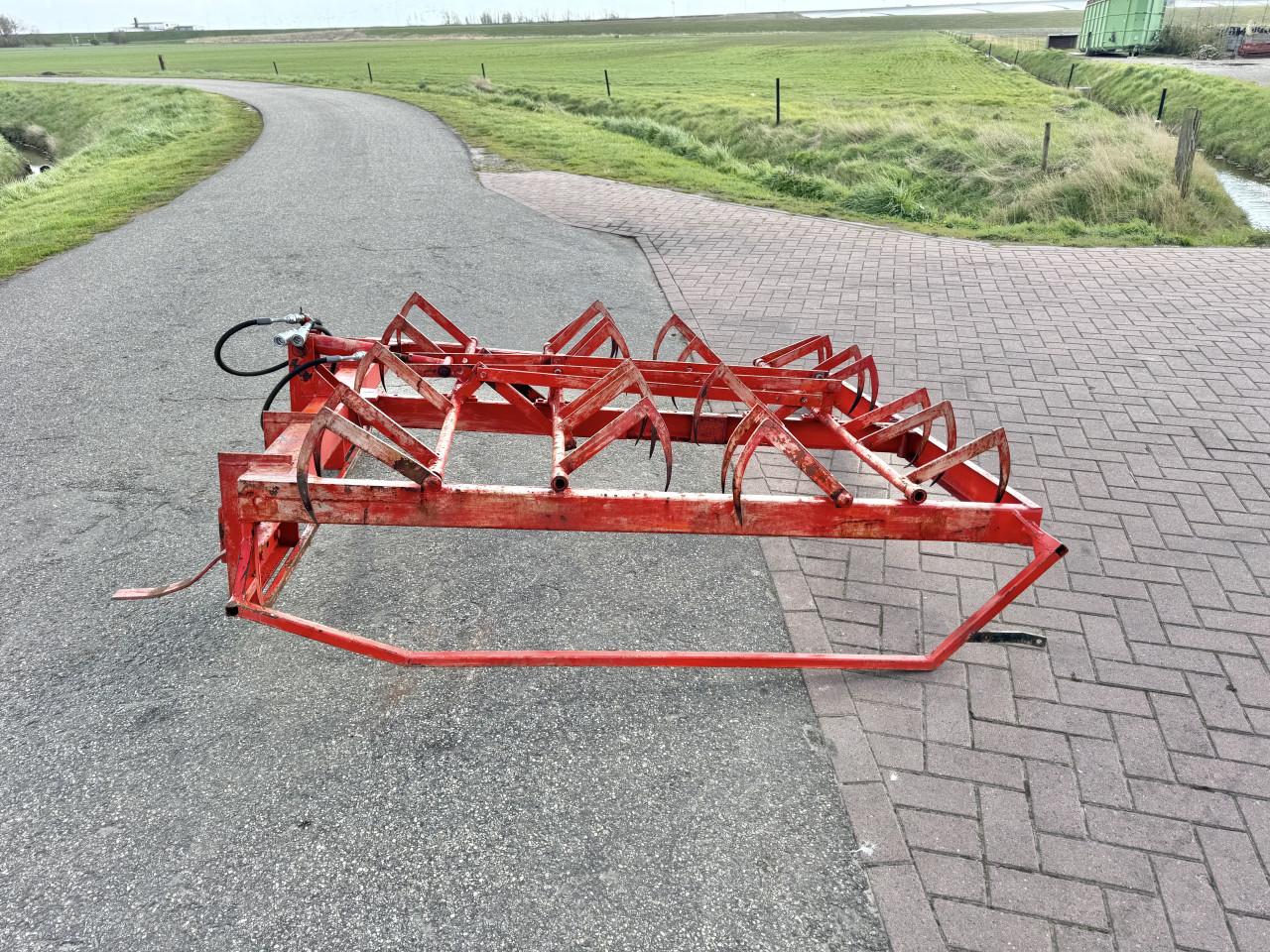 Steketee Pakjesklem geschikt voor 8 pakjes