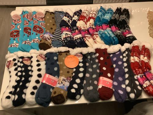 Partij super leuke fluffy sokken. ( partij 231)