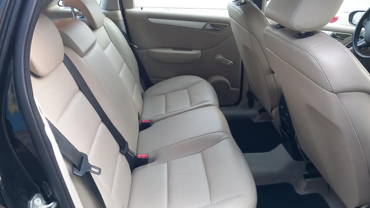 Mercedes B-Klasse 200 Turbo Automaat !! 5drs bj: 2007 airco-leer-navigatie