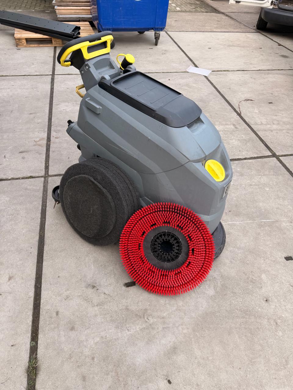 Karcher Schrobzuigmachine
