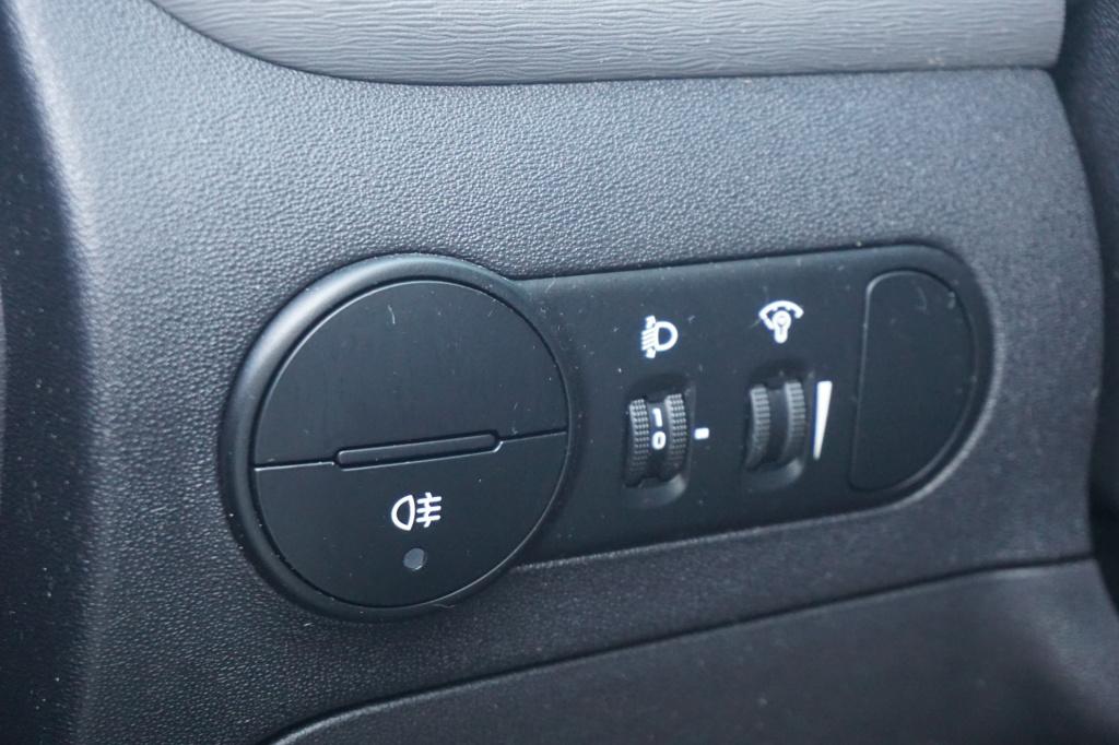 Hyundai I 10 1.25i active elektr. ramen / nap