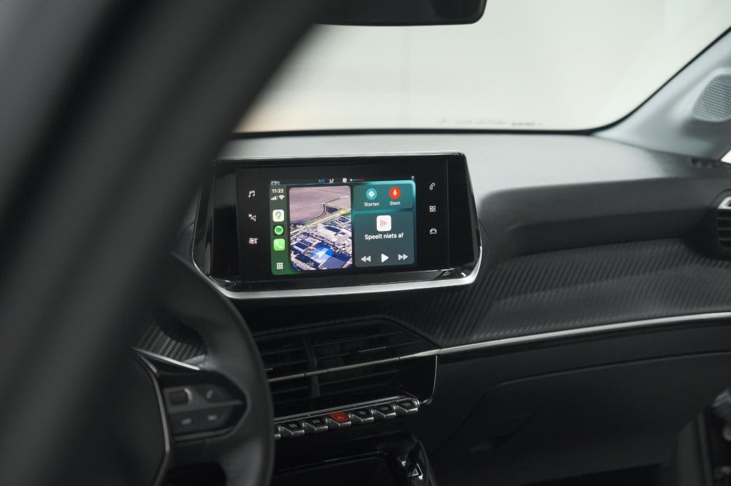 Peugeot 208 puretech 75 active | apple carplay | cruise control | airco
