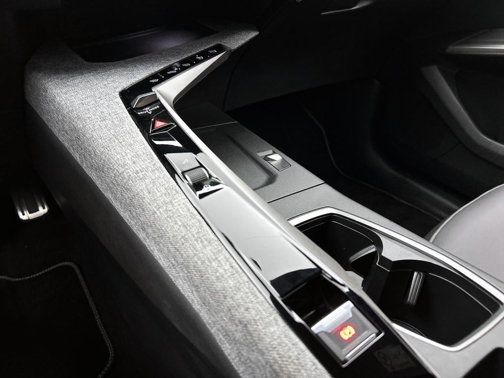 Peugeot 5008 1.2 hybrid 145 gt 7p | rijklaar | camera achter | stoelverwarm