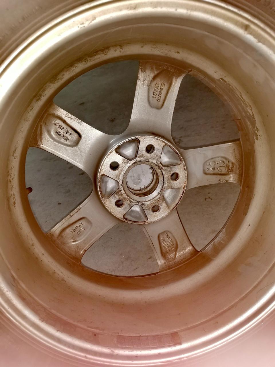 Velgen Rial R17 7Jx17H2