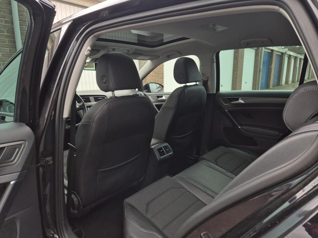 Volkswagen Golf 1.2 tsi comfortline / keyless / massagestoel / schuifdak / 