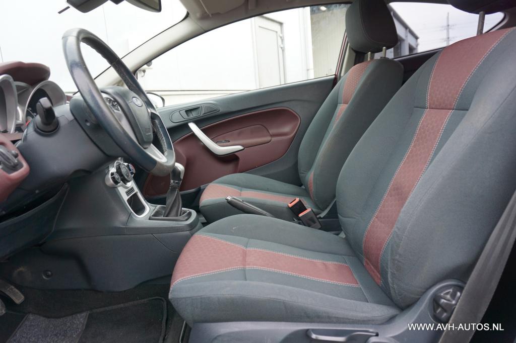Ford Fiesta 1.25 ghia
