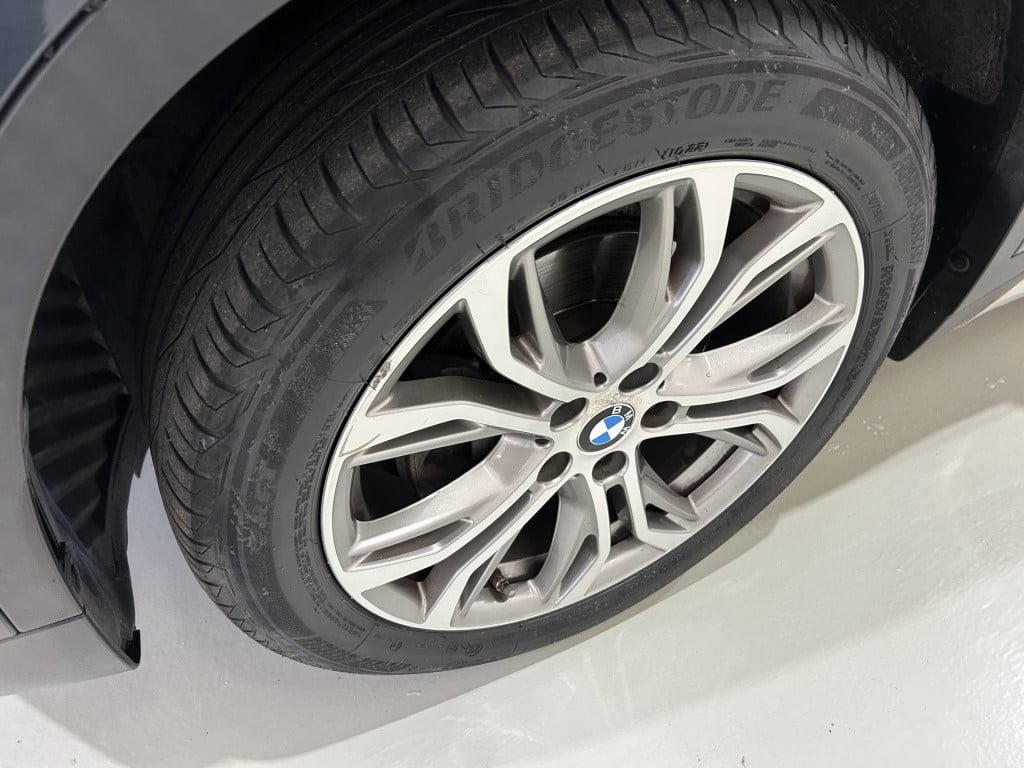 BMW X1 sdrive18i high executive