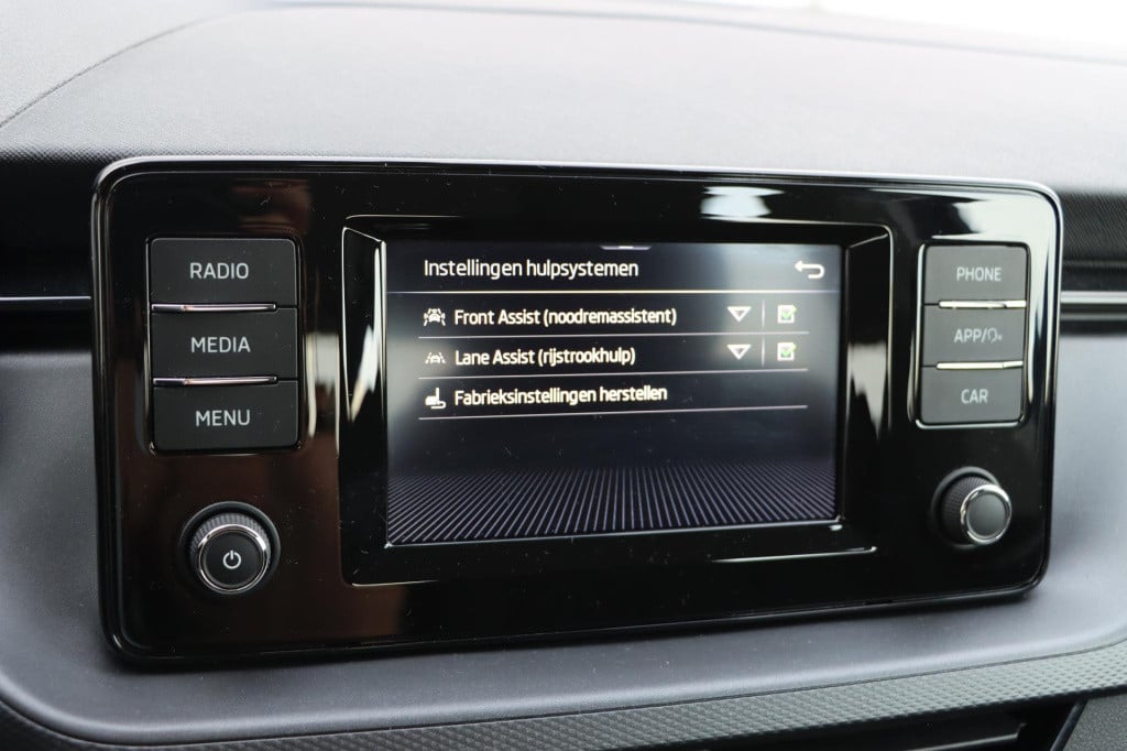 Skoda Kamiq 1.0 tsi ambition