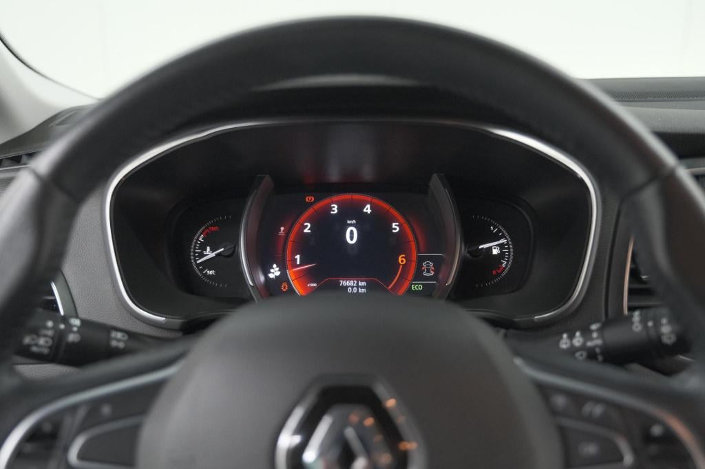 Renault Megane tce 110 limited | apple carplay | parkeersensoren | cruise c