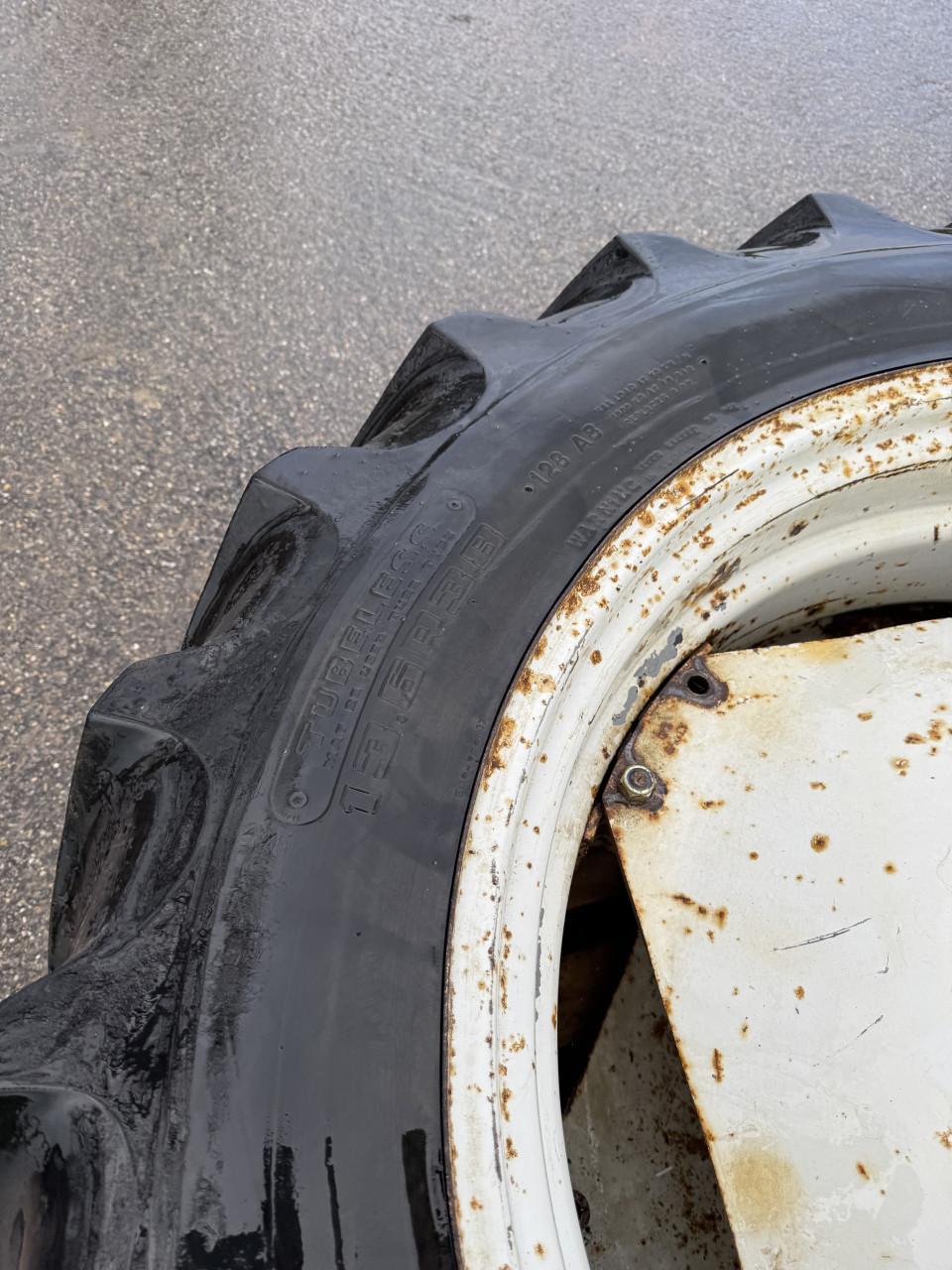 13.6 R38 Good year banden