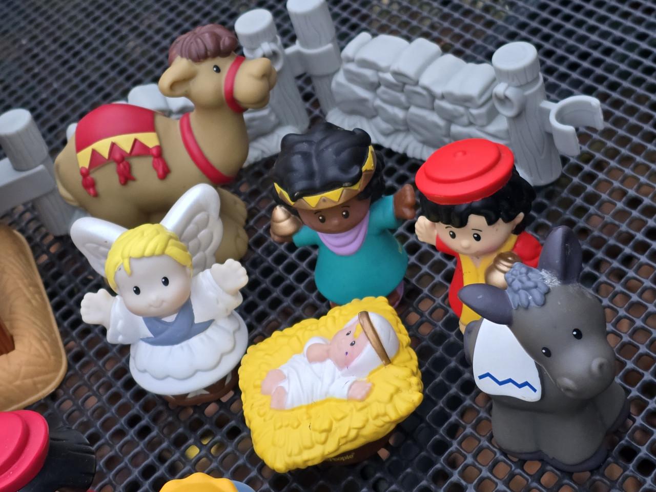 Fisher-Price  Little People   KERSTSTAL