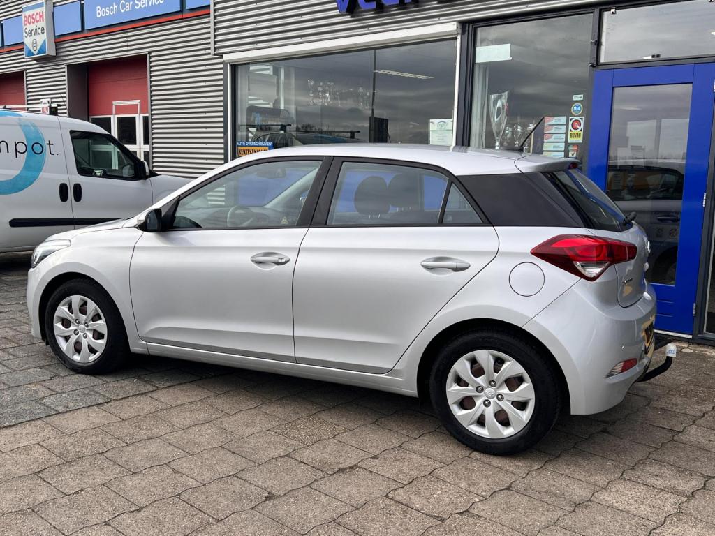 Hyundai I 20 1.0 t-gdi comfort, camera, navigatie, trekhaak enz...