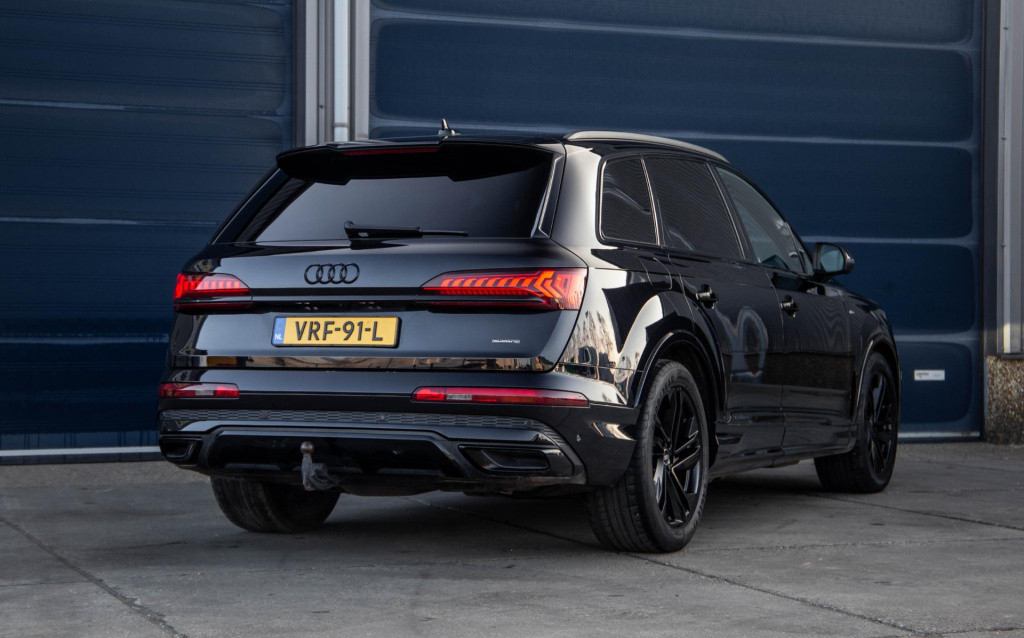 Audi Q7 sq7 s-line grijs kenteken 3x s-line / 360 camera / adaptive cruise 