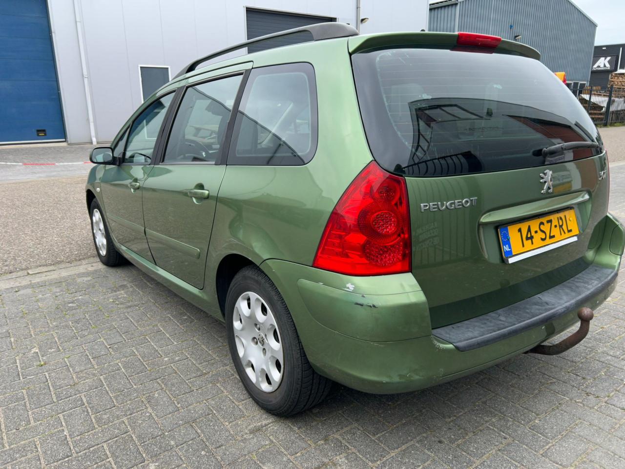 Peugeot 307 Break 1.4-16V XS €899 APK tot December