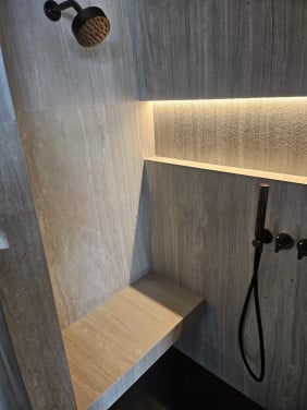 Renoveren? Wij maken uw woning weer als nieuw! 06-42779933