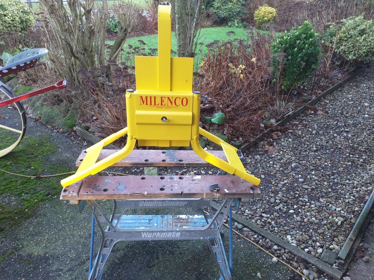 """"WIELKLEM nog nooit gebruikt, gemakkelijk aan te brengen""