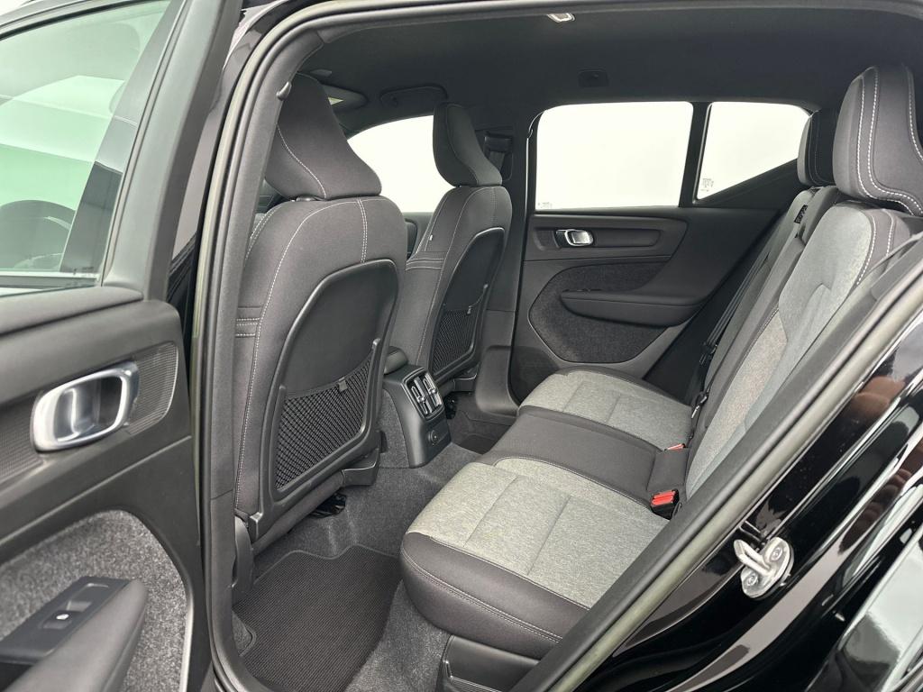 Volvo XC40 t5 262pk recharge r-design| camera| keyless| dab+