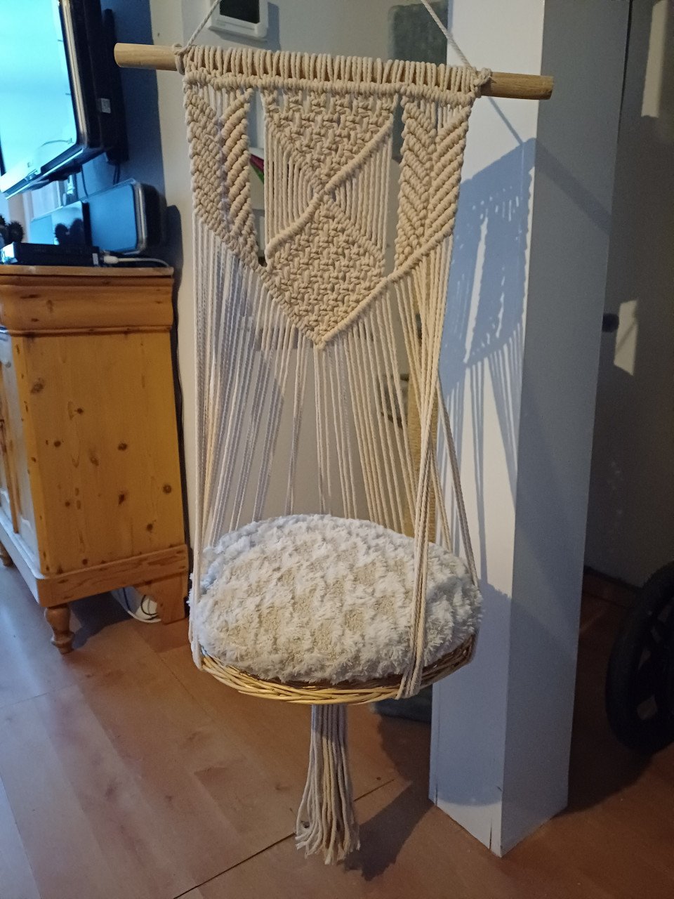 NIEUW: rond aaibaar/zacht crème kussen, diameter 40 cm